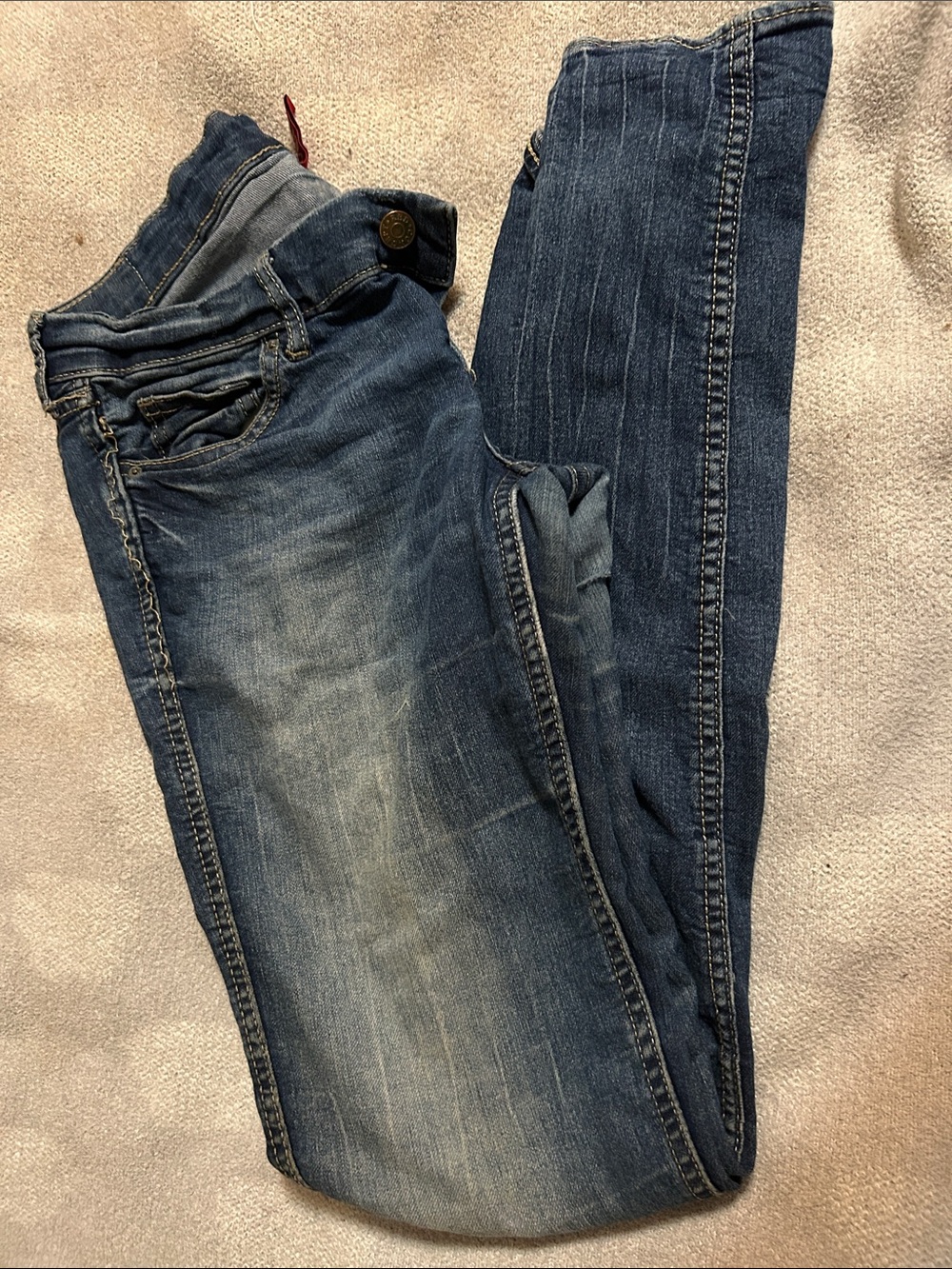 Divided Women’s Skinny Jeans in Medium Blue Wash